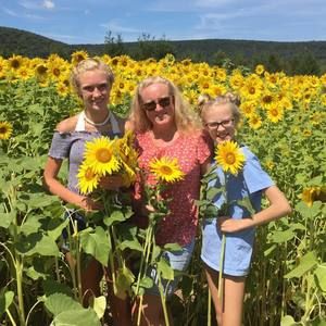 Meet your Posher, Tracy